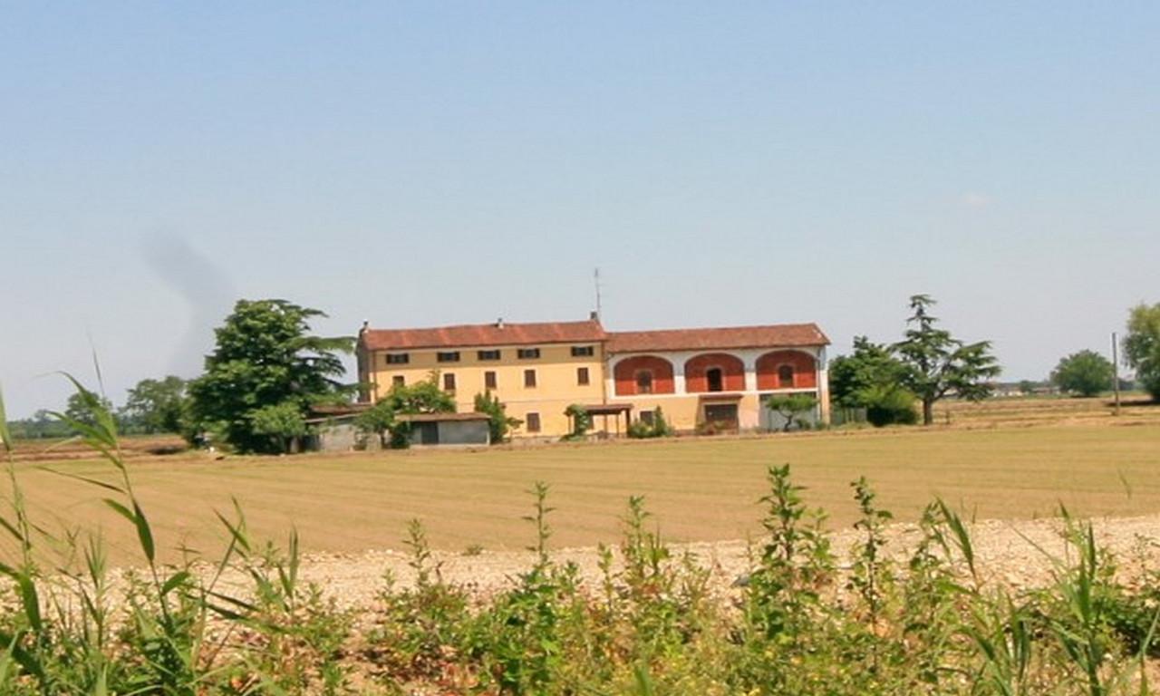 Country house in Frassineto po, Alessandria