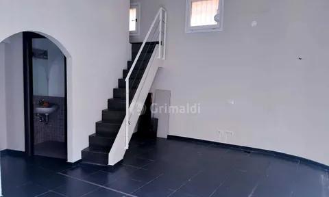 Commercial property in Anzio, Rome