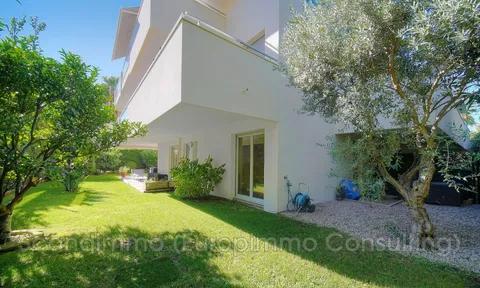 Apartment in Juan-les-Pins, Alpes-Maritimes