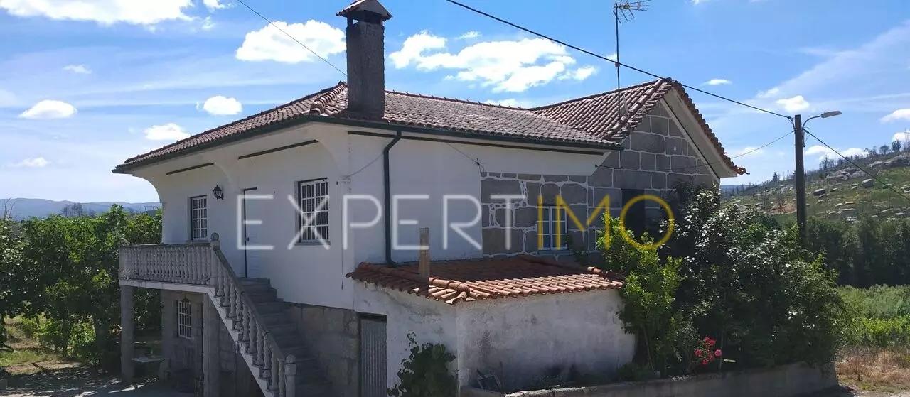 Farm in Lagos da Beira e Lajeosa, Coimbra