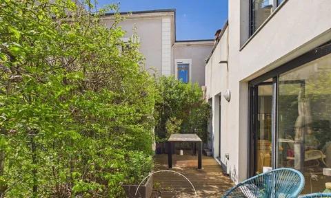 Apartment in Lyon, Rhone