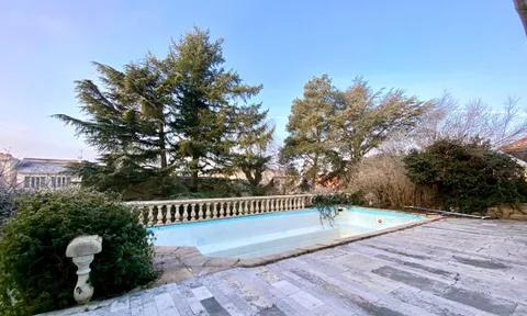 Villa in Lyon, Rhone
