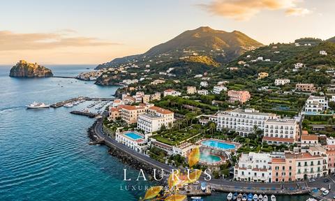 Villa in Forio, Naples