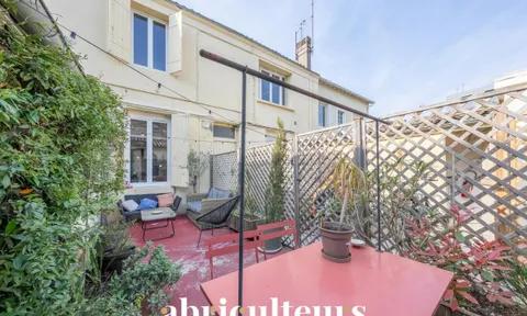 Apartment in Bordeaux, Gironde