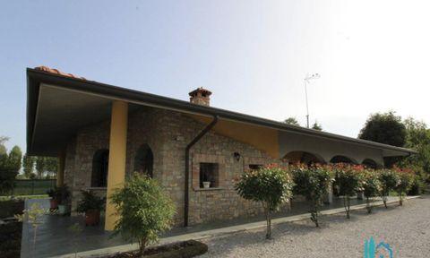Town house in San Michele al Tagliamento, Venice