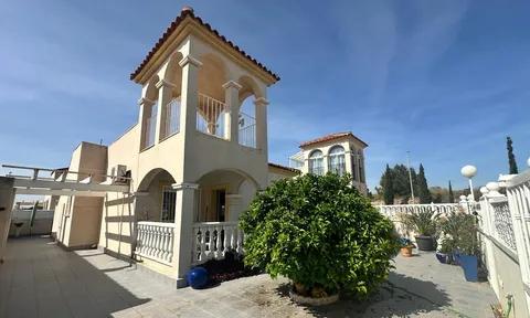 Villa in Algorfa, Alicante
