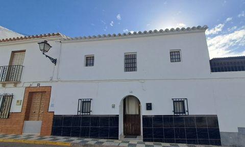 Town house in Corcoya, Sevilla